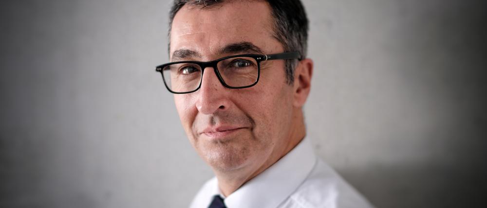 Cem Özdemir - Die Grünen - Mitglied des Deutschen Bundestages - hier Paul-Löbe-Haus.