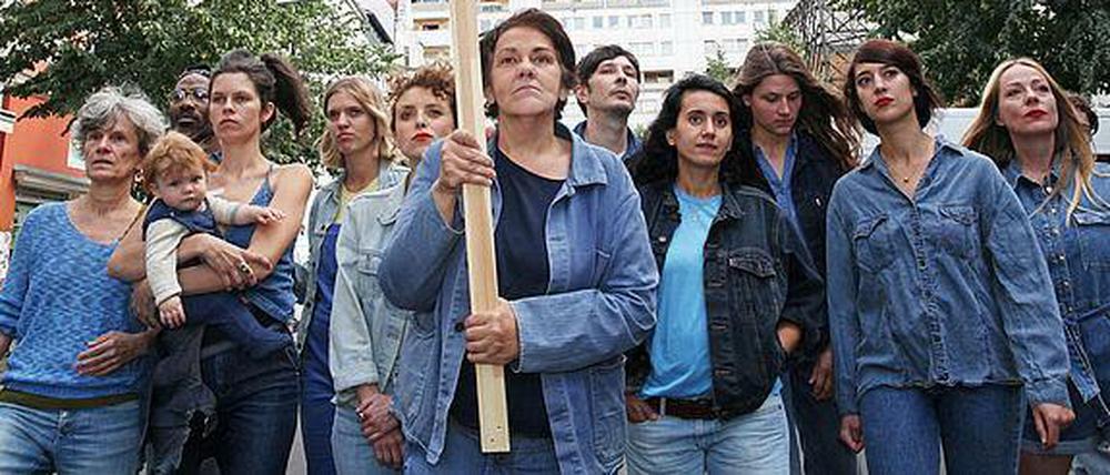 Gemeinsam gegen die Gentrifizierungs-Tristesse. Bild aus dem Musical „Stadt unter Einfluss“.