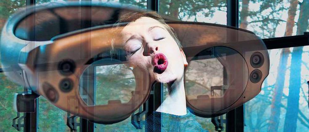 Die Schauspielerin Pauline Werner verkörpert verschiedene Bauhaus-Mitglieder.