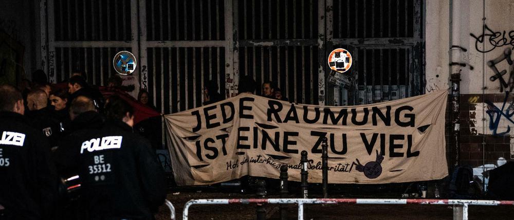 Solidaritätskundgebung. Am Samstag fanden zwii Versammlungen mit insgesamt 130 Teilnehmern statt.