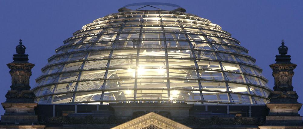Die Kuppel des Reichstages in Berlin.