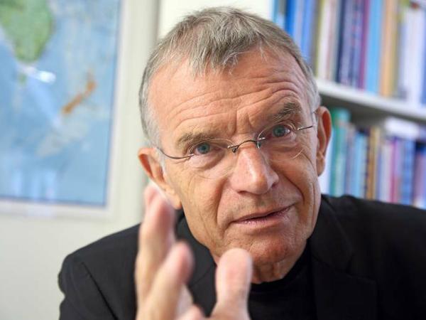 Porträtbild von Klaus Hurrelmann.