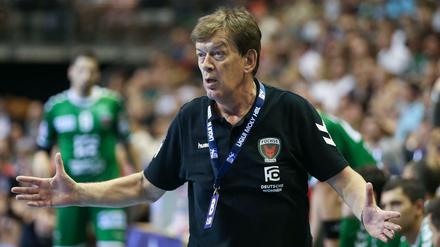 Es läuft. Füchse Trainer Velimir Petkovic durfte den vierten Sieg in Serie begutachten. 
