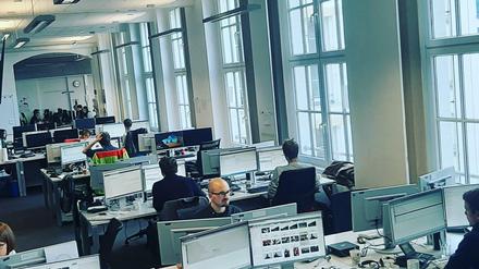 Diskutieren Sie mit uns über unsere Arbeit! Im Bild: Der Tagesspiegel-Newsroom.