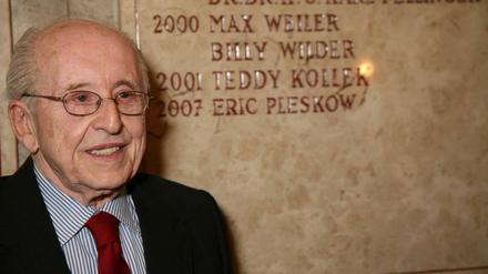 Die Stadt Wien verlieh Hollywood-Legende Eric Pleskow 2007 die Ehrenbürgerwürde.