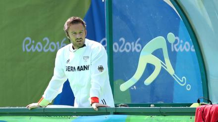 An der Seite: Valentin Altenburg trainiert das junge deutsche Team bei der Hallen-EM in Berlin.