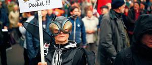 Hopp, hopp, hopp – Mietenstopp. Das war die zentrale Forderung bei der Mietendemonstration, die am Donnerstag von Mitte nach Kreuzberg führte.