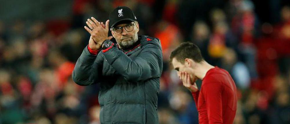 Verhaltener Applaus von Jürgen Klopp - angesichts des Spielverlaufs gegen Salzburg kein Wunder.