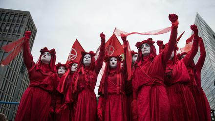 Aktivisten von Extinction Rebellion während der Klima-Demonstration im September in Berlin.
