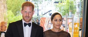 Meghan und Harry auf einer Filmpremiere. Das Paar steht unter Dauerbeobachtung der Medien