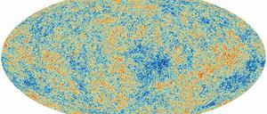 Himmelskarte. Die kosmische Hintergrundstrahlung zeigt, wie die Materie im jungen Universum verteilt war. 