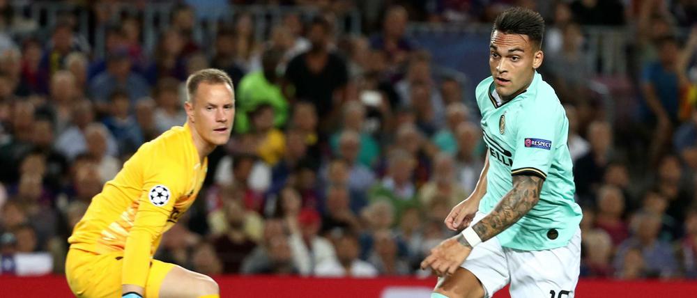 So sieht man sich wieder. In der Champions League schoss Lautaro Martinez vor einer Woche ein Tor gegen Marc-André ter Stegen im Kasten des FC Barcelona. Nun treffen die beiden im Länderspiel erneut aufeinander.