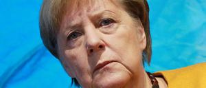 Kanzlerin Angela Merkel sagte, die Bundesregierung habe sich entsprechend den Erwartungen des Pariser Klimaabkommens verpflichtet, Klimaneutralität im Jahre 2050 erreichen wollen.