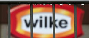 Logo des nordhessischen Wurstherstellers Wilke im hessischen Twistetal. Die Waren von Wilke werden mit zwei Todesfällen und 37 weiteren Krankheitsfällen in Verbindung gebracht.
