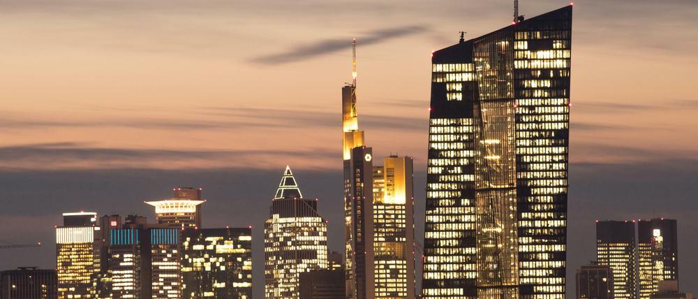 Die Banken-Skyline von Frankfurt (Main).