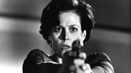 Untypische Heldin. Sigourney Weaver im 1995 erschienenen Thriller „Copykill“.