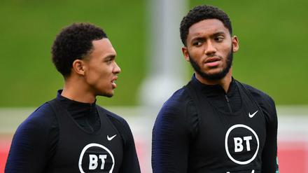 Null Toleranz: Englands Nationalspieler wie Trent Alexander-Arnold (links) und Joe Gomez wollen keine rassistischen Vorfälle dulden.