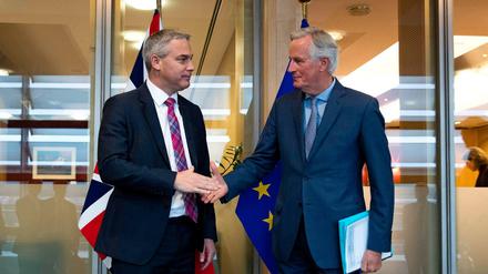 Der britische Staatssekretär Stephen Barclay und der EU-Brexit-Beauftragte Michel Barnier trafen sich am Freitag in Brüssel. 