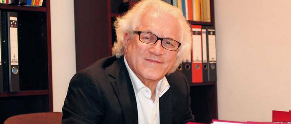 Das Gefängnis war seine Akademie. Feryad Fazil Omar.