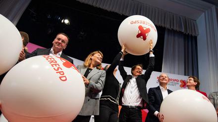 Die Kandidaten für den Parteivorsitz der SPD bei der letzten Regionalkonferenz in München