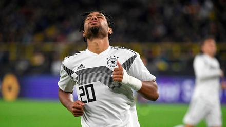 Serge Gnabry kann gegen Estland nicht von Beginn an stürmen.