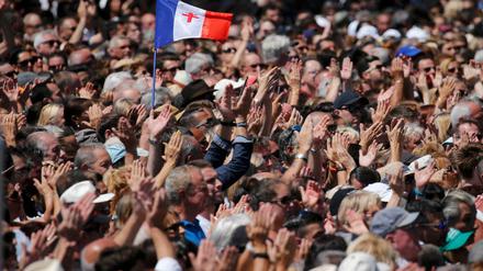 Nicht nur in Osteuropa, sondern auch in westeuropäischen Ländern wie Frankreich ist das Misstrauen gegenüber politischen Eliten ausgeprägt.