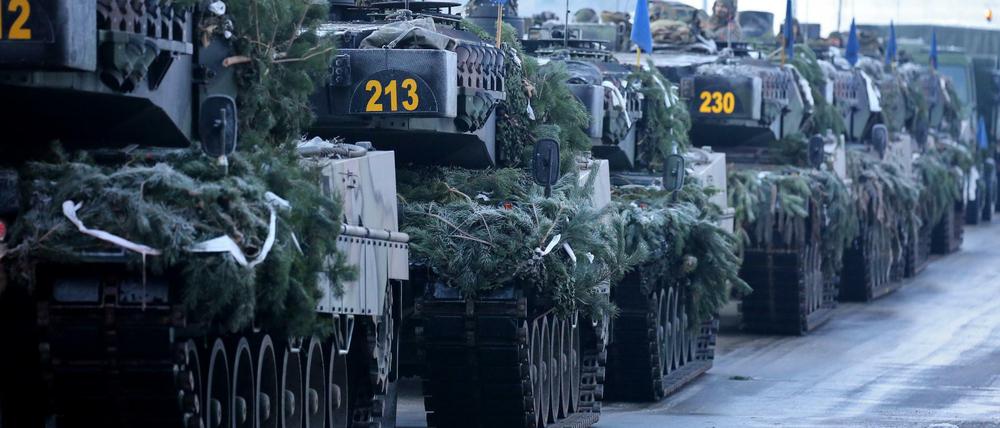 Richtung Osten: Deutsche Panzer rollen 2017 zu einer Nato-Übung nach Polen.