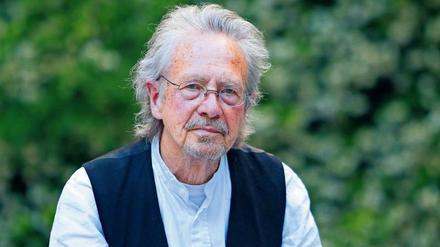 Das ganze Gewicht der Welt. Mit seinen Äußerungen zum Serbienkrieg hat sich Peter Handke ins Abseits gestellt. 