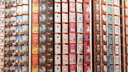 Bücher en masse auf der Frankfurter Buchmesse. Auch online wird gerne gelesen.