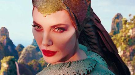 Mit Maleficent hat Angelina Jolie das Stereotyp der bösen Märchenfee 2014 zu einem schillernden Charakter gemacht. 