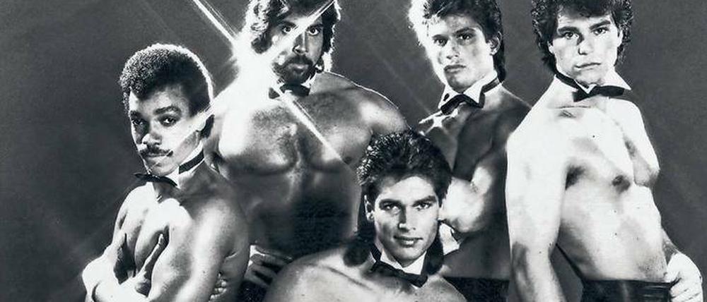 Fliege und Manschetten sind bis heute das Markenzeichen der Chippendales.
