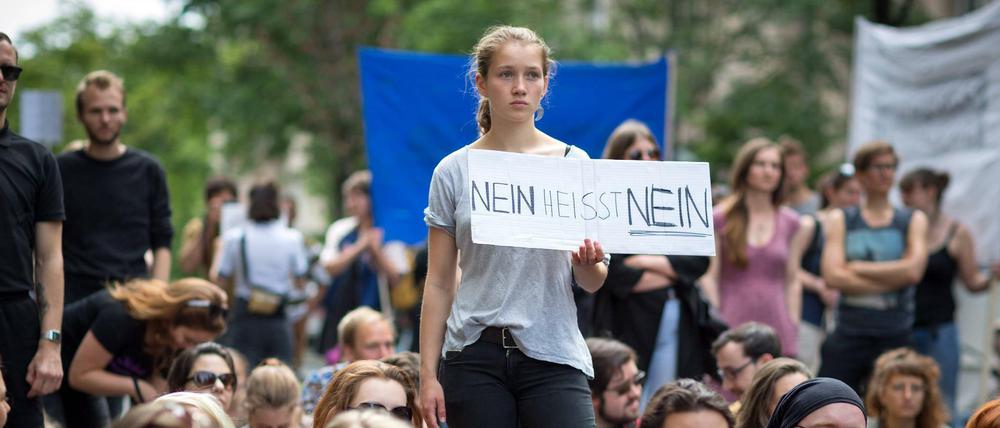 Verschärftes Gesetz. Vor drei Jahren ist die Reform des Sexualstrafrechts unter dem Grundsatz "Nein heißt Nein" in Kraft getreten. 
