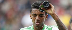 Sekt oder Selters? Im September 2013 - Luiz Gustavo kickte noch für den VfL Wolfsburg - gab es das Bundesliga-Spiel mit der niedrigsten TV-Quote der Geschichte. 