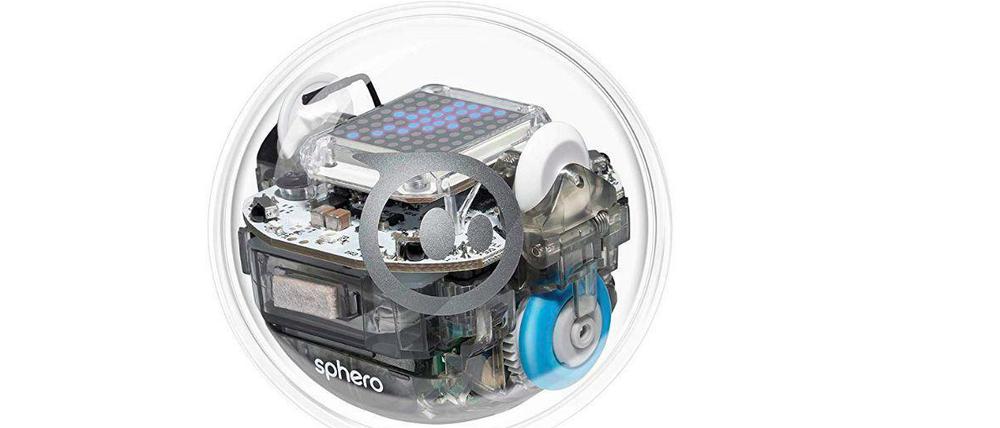 Mit der Roboterkugel „Sphero“ können die Grundzüge des Programmierens erlernt werden. 