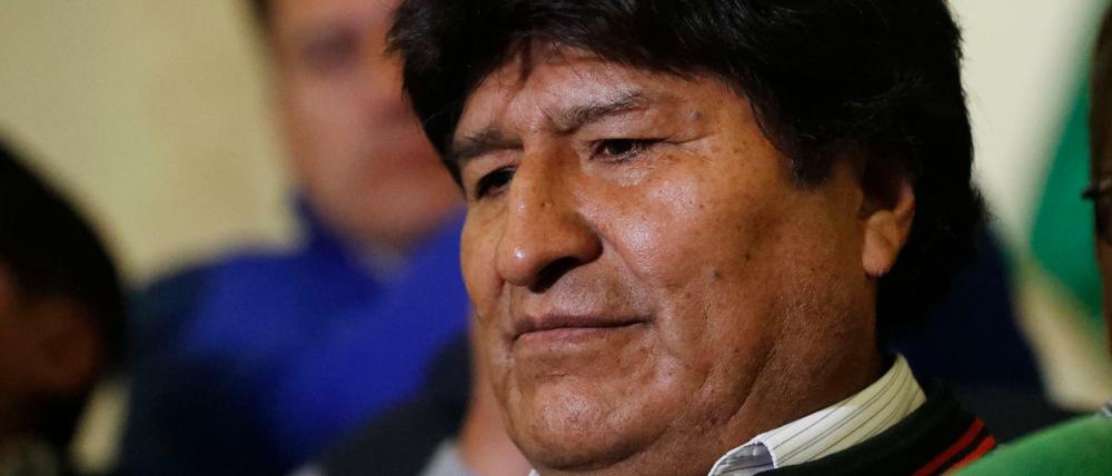Evo Morales, Präsident von Bolivien, spricht nach der Wahl zu seinen Unterstützern.
