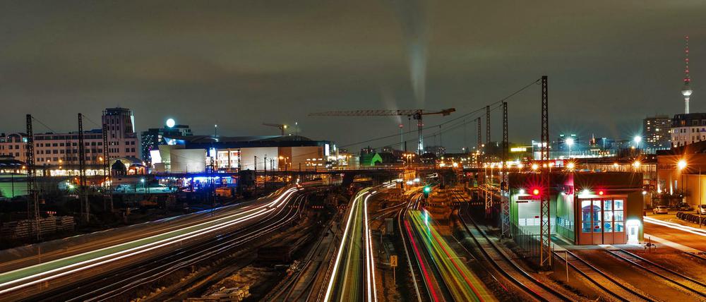 In der Nähe der Warschauer Brücke sollte der Turm gebaut werden.