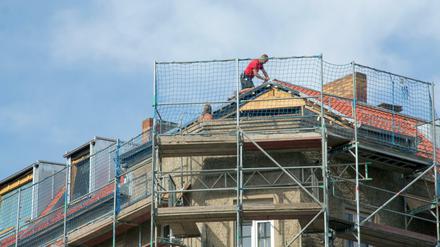 Ein Altbau in Berlin wird saniert. 