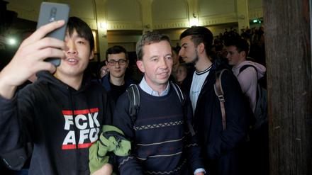 Bernd Lucke, Wirtschaftswissenschaftler und AfD-Mitbegründer, nach seiner verhinderten Antrittsvorlesung. 