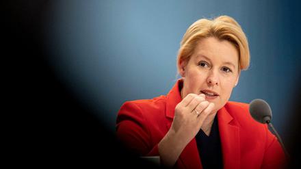 Bundesfamilienministerin Franziska Giffey (SPD) will ein Demokratiefördergesetz.