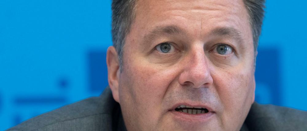 Andreas Geisel (SPD), Innensenator von Berlin, bei einem Pressegespräch.