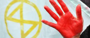 Extinction Rebellion wurde vom Verfassungsschutz in Berlin als nicht extremistisch eingestuft. 