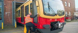 Nicht nur die schwarze Farbe ist neu - sondern die ganze Tür.