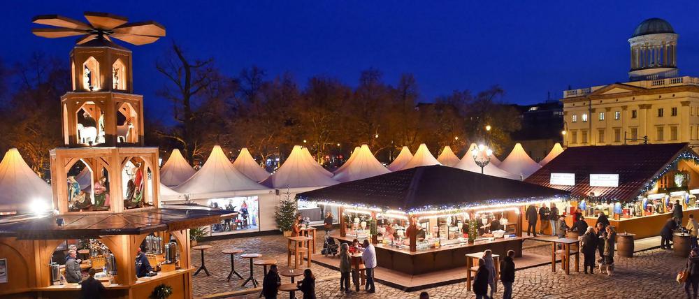 Für den ab 25. November geplanten Weihnachtsmarkt vor dem Schloss Charlottenburg fehlt noch die Genehmigung.