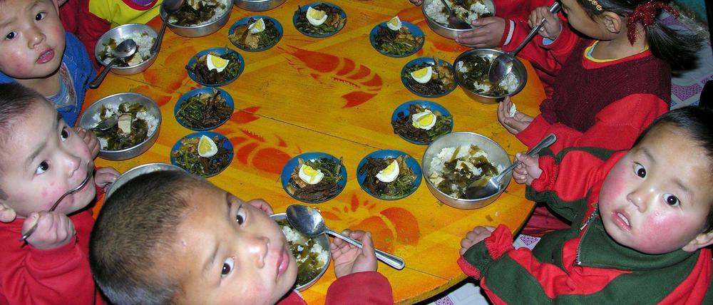Kinder in Nordkorea (Foto von 2005).