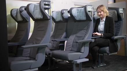 Die neuen ICE-Sitze haben laut Bahn weichere Polster.