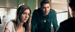 Montevideo bei Nacht. Die LKA-Zielfahnderin Hanna Landauer (Ulrike C. Tscharre) und ihr neuer Kollege Lars Röwer (Hanno Koffler) verfolgen ein Entführerpaar nach Uruguay.