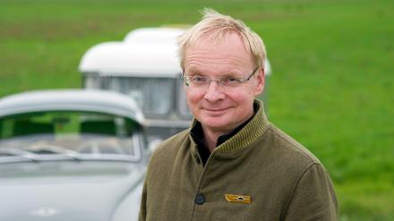 Steimles Welt. Der Kabarettist und Schauspieler Uwe Steimle reist mit seinem 312er Wartburg durch Mitteldeutschland - auf der Suche nach Bewahrenswertem.