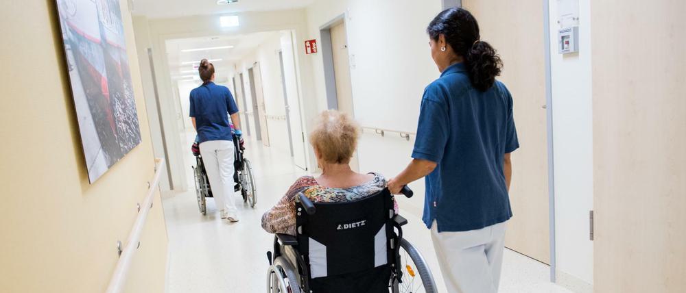 Nicht nur Krankenhäuser, auch Pflegeheime werden für Kapitalinvestoren immer begehrter.