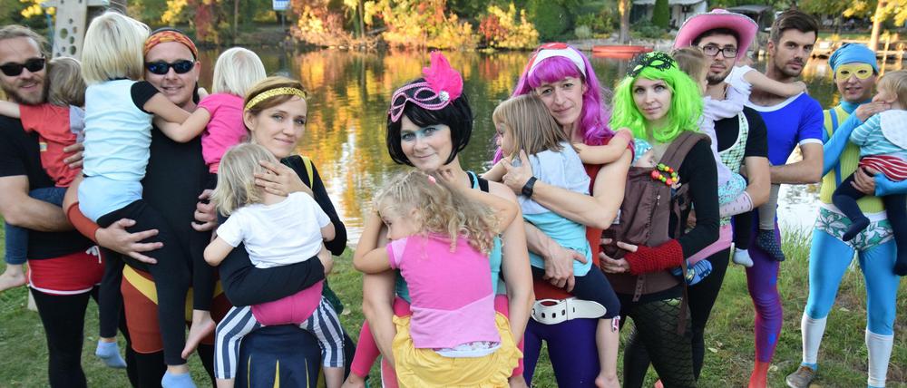 Sie packen an: die "stinknormalen Superhelden" aus Rathenow.