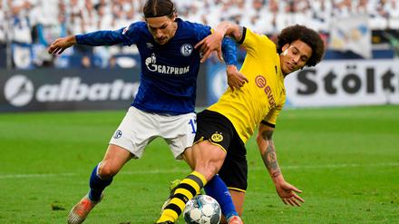 Voll drauf: Der FC Schalke 04 und Borussia Dortmund schenkten sich im Revierderby nichts.